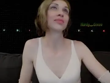 Chaturbate Free Live Porn of hardy_green