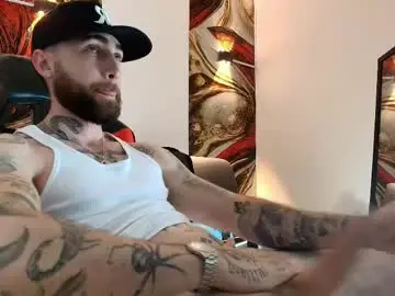 Chaturbate Nude Webcam of luke_davis01