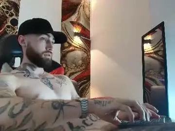 Chaturbate Nude Webcam of luke_davis01