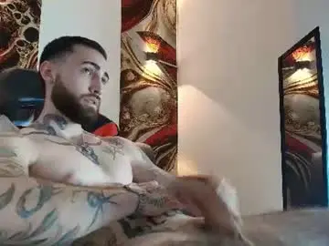 Chaturbate Free Porn Cam of luke_davis01