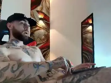 Chaturbate Sex Chat of luke_davis01