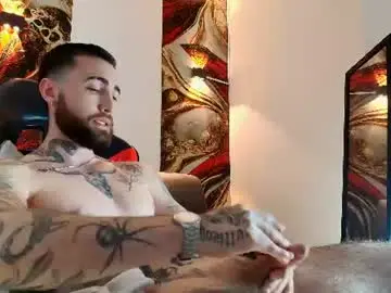 Chaturbate Nude Webcam of luke_davis01