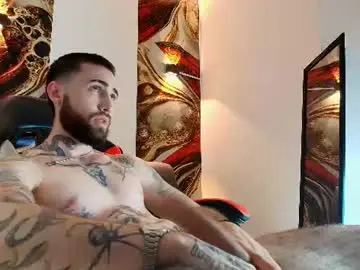 Chaturbate Nude Webcam of luke_davis01