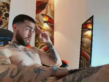 Chaturbate Free Porn Cam of luke_davis01