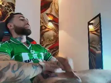 Chaturbate Live Porn of luke_davis01