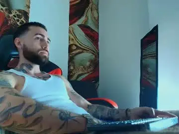 Chaturbate Live Sex of luke_davis01