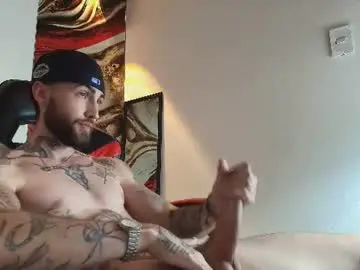 Chaturbate Live Sex of luke_davis01