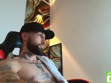 Chaturbate Nude Webcam of luke_davis01