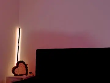 Chaturbate Free Live Porn of niinarosee1