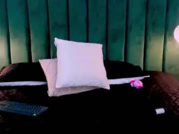 Chaturbate Sex Chat of raven_luxx