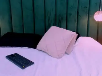 Chaturbate Sex Cam of raven_luxx