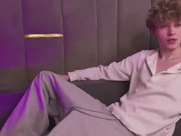 Chaturbate Sex Chat of curlytwinkboy
