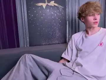 Chaturbate Adult Webcam of curlytwinkboy
