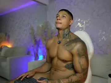 Chaturbate Best live sex cam show of diagostone