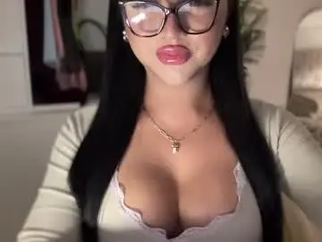 Chaturbate Live Sex Cam of foxyluscious