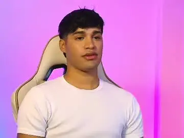 Chaturbate Live Sex Cam of jimmy_leeh_
