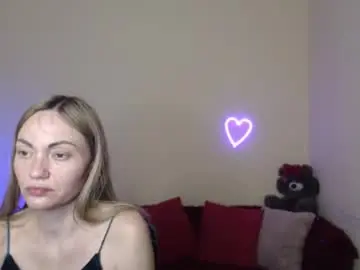 Chaturbate Free Porn Cam of mikkey_mouse8