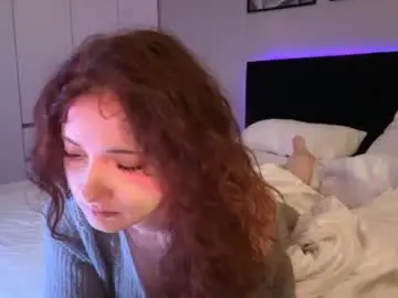 Chaturbate Live Sex Cam of myshowy