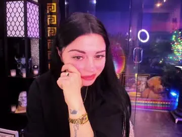 Chaturbate Free Live Porn of alma_pearl