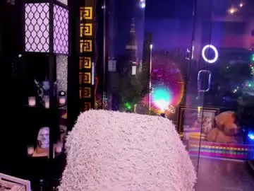 Chaturbate Best live sex cam show of alma_pearl