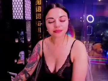 Chaturbate Live Porn of alma_pearl