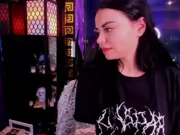 Chaturbate Nude Webcam of alma_pearl