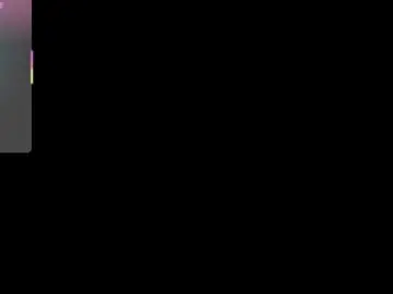 Chaturbate Live Sex Cam of lucie_nicolls