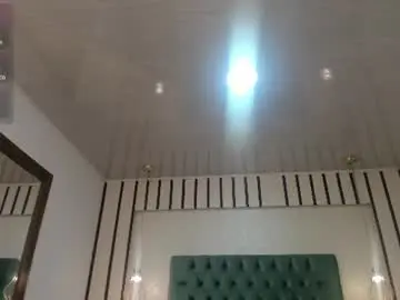 Chaturbate Watch Live Sex Cams of madissonlow