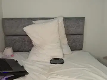 Chaturbate Adult Webcam of midgettripod1