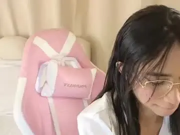 Chaturbate Live Sex Cam of mishelle___7