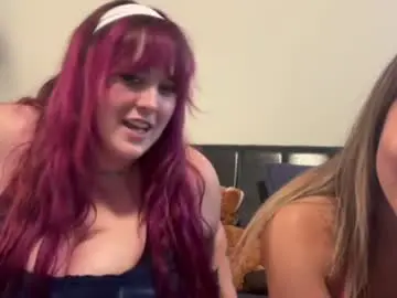 Chaturbate Live Sex Cam of pinkangelbbyy