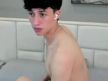 Chaturbate Free Live Porn of thom_ames