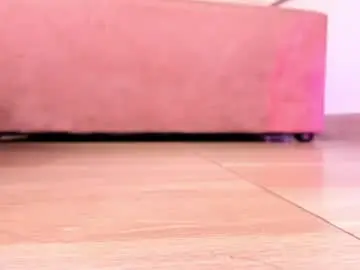 Chaturbate Nude Webcam of val_feetqueen