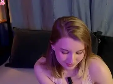 Chaturbate Adult Webcam of _watchmesmile_