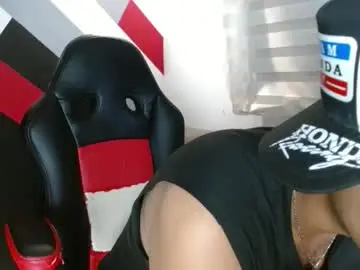 Chaturbate Free Live Porn of apolo_xxx1