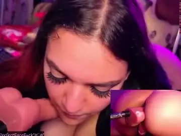 Chaturbate Live Sex Cam of booboosperfectfacefuck