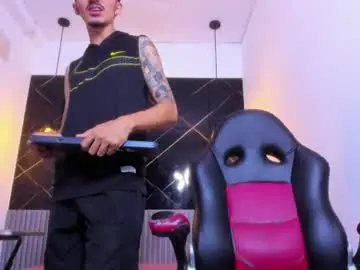 Chaturbate Live Porn of dylananderson1