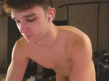 Chaturbate Sex Cam of james_friends
