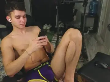 Chaturbate Watch Live Sex Cams of james_friends