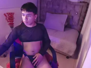 Chaturbate Best live sex cam show of noa_hot69