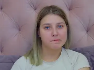 Chaturbate Live Sex Cam of tinaburton