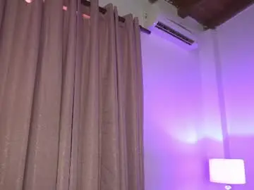 Chaturbate Live Porn of yayoi_cresp18