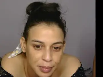 Chaturbate Live Sex Cam of alaouirim25
