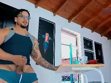 Chaturbate Live Sex Cam of silvabranko