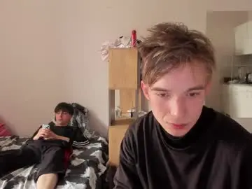 Chaturbate Live Sex Cam of stralght_twinks