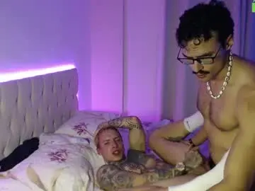 Chaturbate Sex Cam of erikcolle