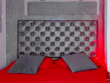 Chaturbate Live Porn of valerydiamond_
