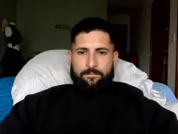 Chaturbate Free Porn Cam of fabrizzio02