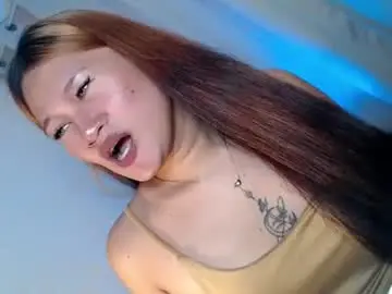 Chaturbate Adult Webcam of yourlovehoneywalker