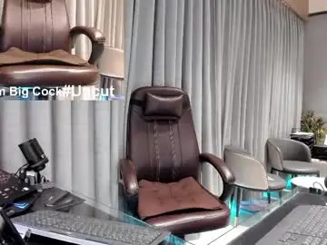 Chaturbate Live Sex of alpha_uk_boss